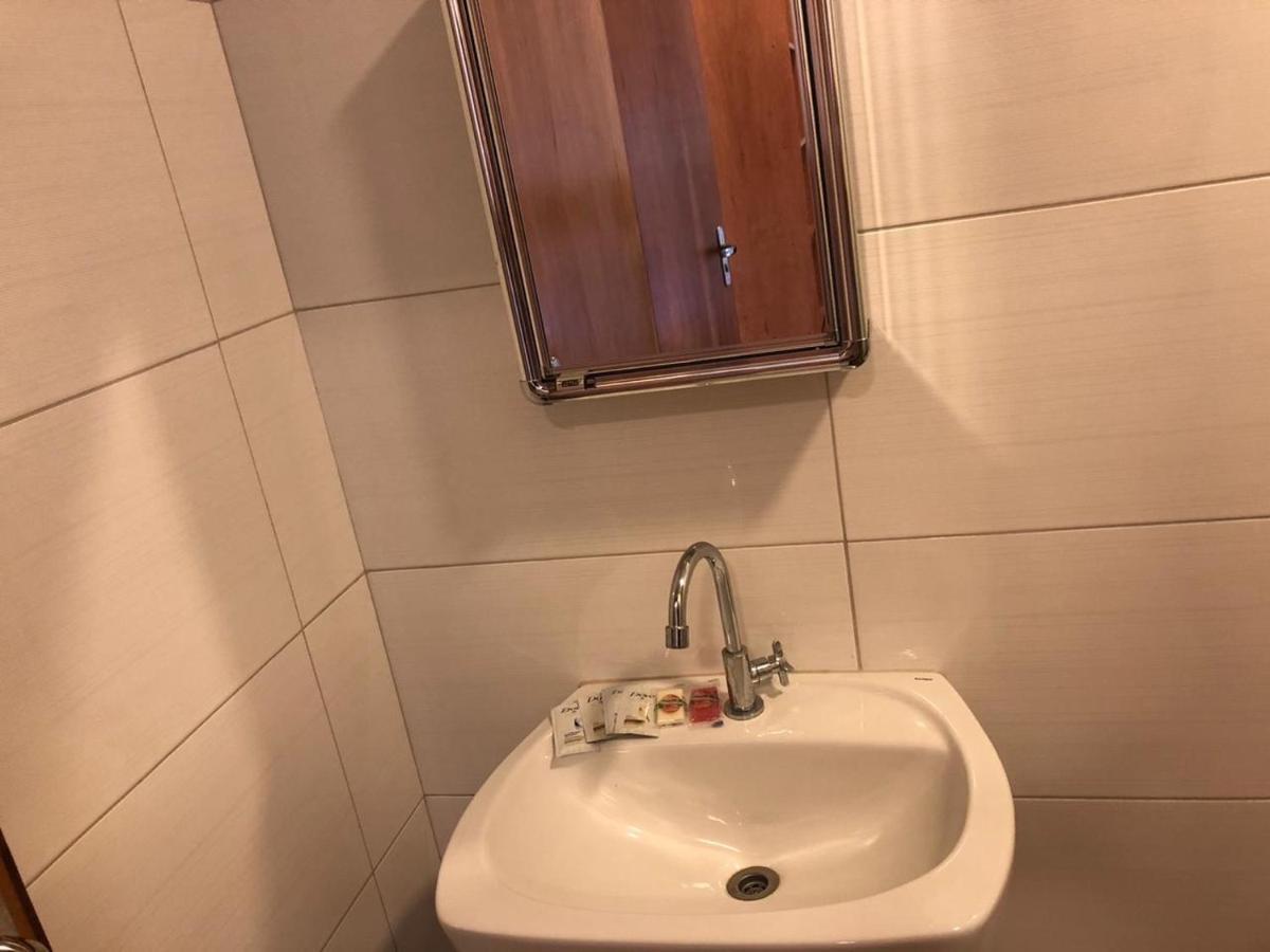 Apartament Lindos Departamentos Area Universidades Ciudad del Este Zewnętrze zdjęcie